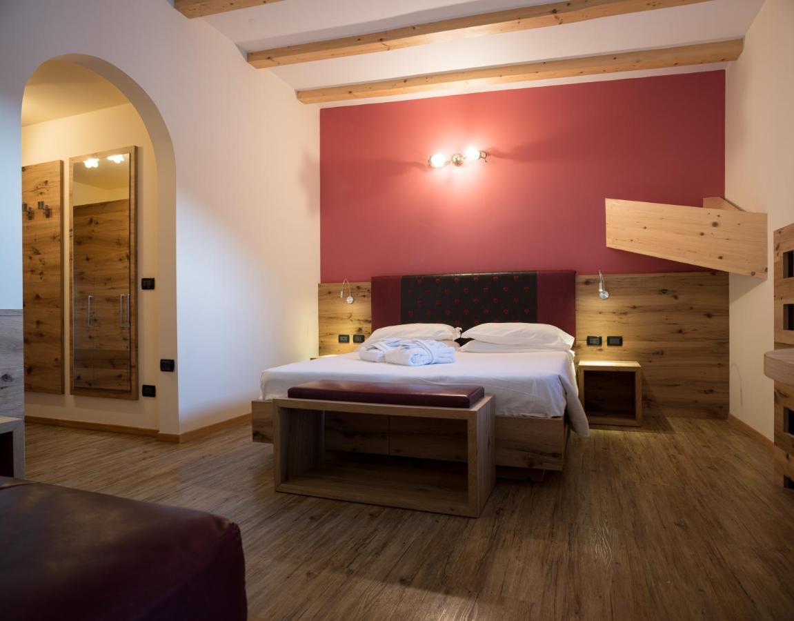 Hotel Crepei Pozza di Fassa Extérieur photo