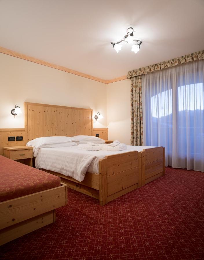 Hotel Crepei Pozza di Fassa Extérieur photo