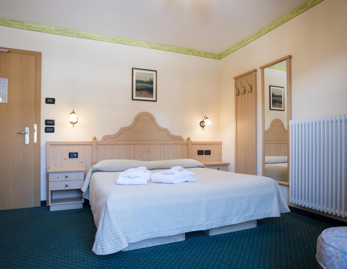 Hotel Crepei Pozza di Fassa Extérieur photo