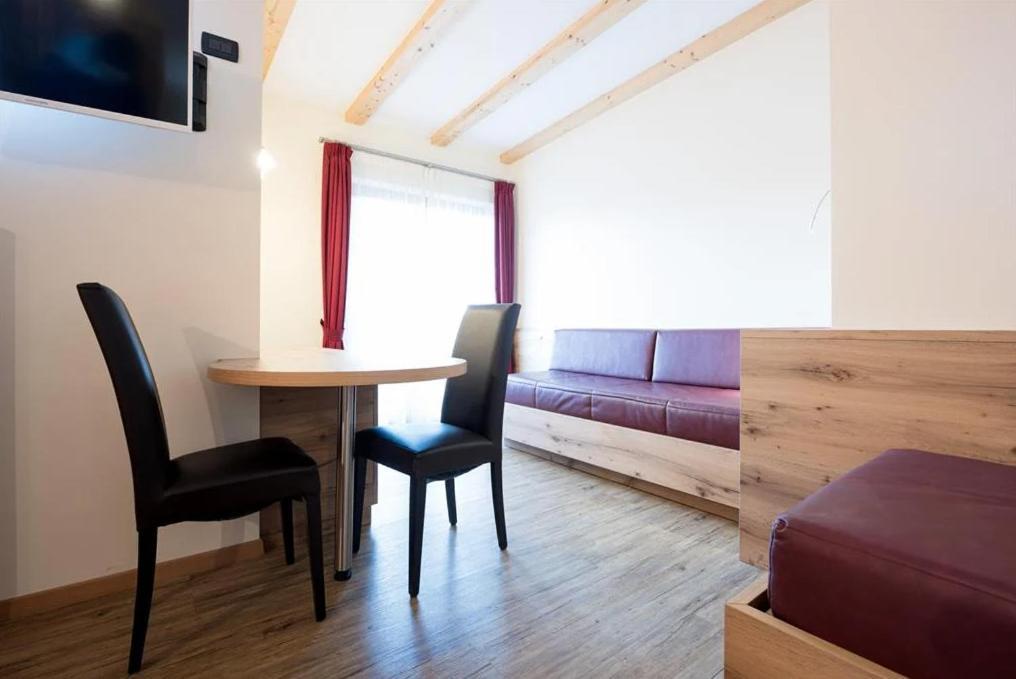 Hotel Crepei Pozza di Fassa Extérieur photo